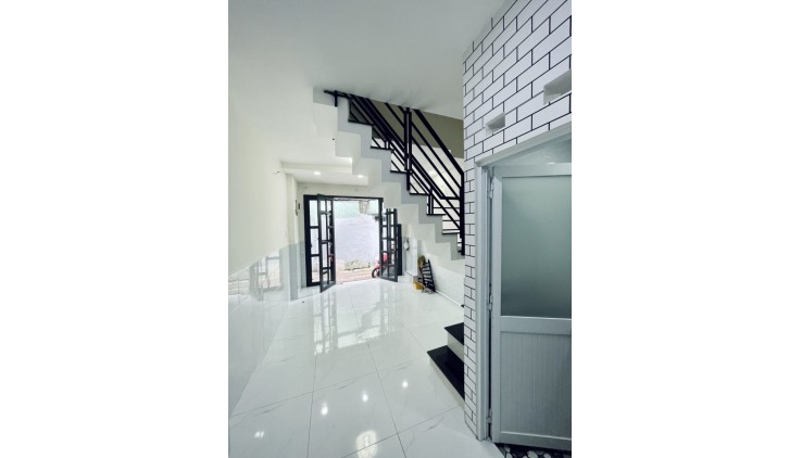 Bán Nhà Phan Văn Trị, Hẻm 3m Thông, 2PN Gần Emart Chỉ Nhỉnh 3 Tỉ
